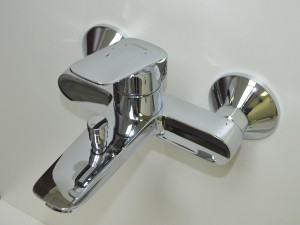 Набор смесителей для ванны  HANSGROHE Logis 100 711714411 
(71100000+71400000+27772000+13901000-2шт) фото