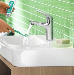 Смеситель для раковины Hansgrohe Novus 100, 71030000 с донным клапаном