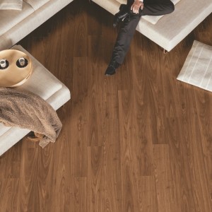 Ламинат Quick-Step Perspective  oiled walnut planks (UF1043)