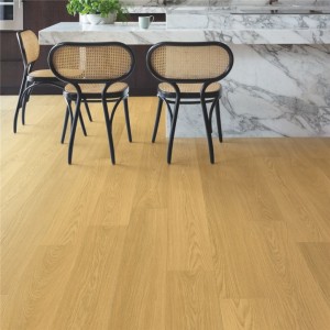 Ламинат Quick-Step SIGNATURE Natural varnished oak SIG4749