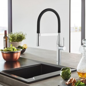 Смеситель однорычажный Grohe Essence для кухни 30294000