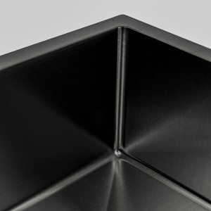 Кухонная мойка Platinum Handmade PVD Н 780х500х200 R черная (с крепежами и отверстием под смеситель) 33669 фото