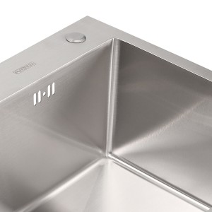 Кухонная мойка Platinum Handmade 500х450х220 (толщина 3.0/1.5 мм + корзина и дозатор в комплекте) 33605 фото
