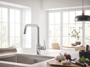 Смеситель кухонный Grohe Eurosmart 30567000 фото