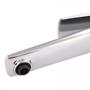 Набор смесителей Qtap 2 в 1 Vlasta для ванны QTVL1028H102C + QTVLA3028102GC хром фото
