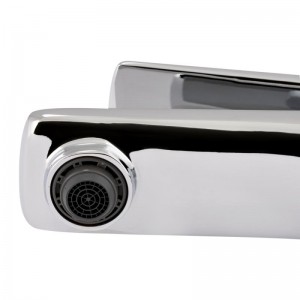 Смеситель для раковины Qtap Vlasta QTVLA1028102C Chrome