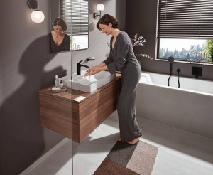 Смеситель для раковины Hansgrohe Vivenis однорычажный 110 75020670 со сливным гарнитуром черный мат фото