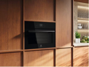 Компактный духовой шкаф+СВЧ Electrolux LVL8E09Z фото