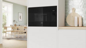 Микрохвильова пiч вбудована Bosch BFL524MB2 фото