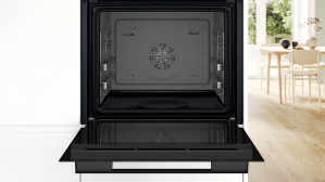 Духова шафа вбудована Bosch HJG852YT0T фото