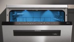 Окремостояча посудомийна машина SIEMENS SN15EI00KT 60см фото