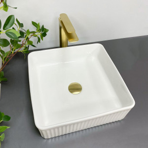 Умывальник VBI BOLZANO WHITE накладной VBI-013800 фото