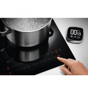 Індукційна варильна поверхня Electrolux EIV83443CT фото