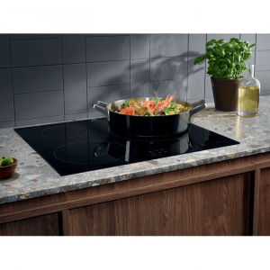 Індукційна варильна панель Electrolux LIT60336C 60 см фото