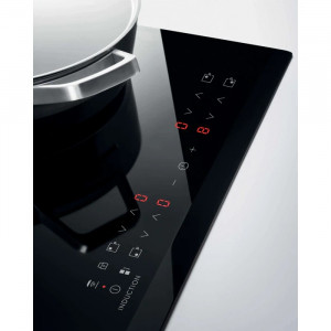 Індукційна варильна панель Electrolux LIT60336C 60 см фото