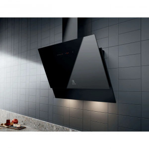 Похила витяжка Electrolux LFV616K чорна 60 см фото
