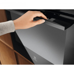 Духова шафа Electrolux KODEH10H SurroundCook SteamBake 500 чорна фото