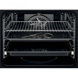 Духова шафа Electrolux KOEBP39Z AssistedCooking 800 чорна фото