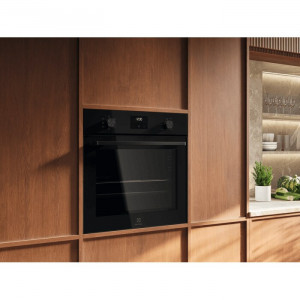 Духова шафа Electrolux LOFGF00BK чорна фото
