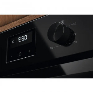 Духова шафа Electrolux LOFGF00BK чорна фото