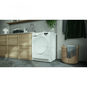 Сушильна машина з тепловим насосом Electrolux EW6D171YU 7 кг фото