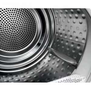 Сушильна машина з тепловим насосом Electrolux EW6D98BEU 8 кг фото
