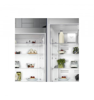 Вбудований холодильник Electrolux ENA7CE19S 188.4 см фото