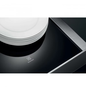 Сушильна машина Electrolux EW8D595MUC UltraCare 800 з тепловим насосом 9 кг білий фото