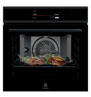 Духова шафа з парою Electrolux EOA9S3SH SteamPro 900 чорна Pure